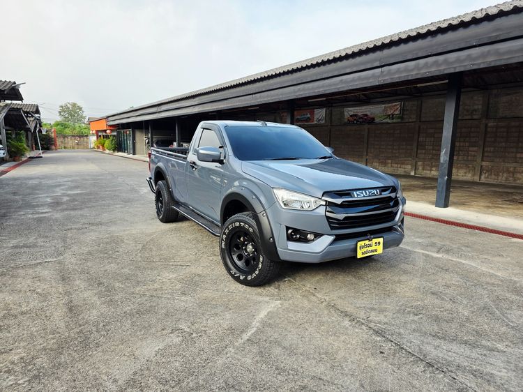 Isuzu D-MAX 2023 3.0 V-Cross Z 4WD Pickup ดีเซล ไม่ติดแก๊ส เกียร์ธรรมดา เทา