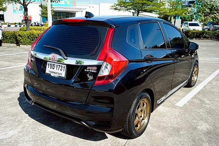 Honda Jazz 2021 1.5 V Plus i-VTEC Sedan เบนซิน ไม่ติดแก๊ส เกียร์อัตโนมัติ ดำ รูปที่ 3