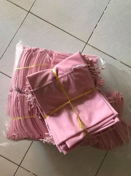 ถุงผ้ากำมะหยี่ ซองผ้ากำมะหยี่ ถุงซิปกำมะหยี่ รับผลิตทุกรูปแบบ   084-1466696