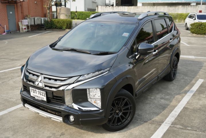 Mitsubishi Xpander 2020 1.5 Cross Utility-car เบนซิน ไม่ติดแก๊ส เกียร์อัตโนมัติ เทา รูปที่ 3