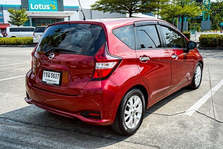 Nissan Note 2018 1.2 V Sedan เบนซิน ไม่ติดแก๊ส เกียร์อัตโนมัติ แดง รูปที่ 2