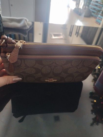 ขายกระเป๋า Coach มือหนึ่ง ยังไม่ได้ใช้เลยค่ะ รูปที่ 2