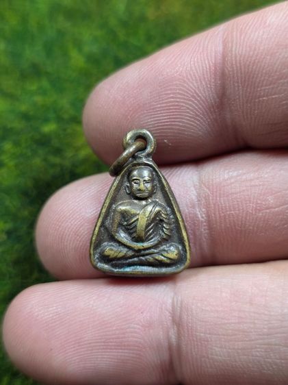 พระเหรียญหลวงพ่อเงินวัดบางคลานเก่าๆ