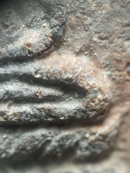 พระขุนแผนใบพุทธาเนื้อดินเลี่ยมเงินแท้กันน้ำครับ รูปที่ 18