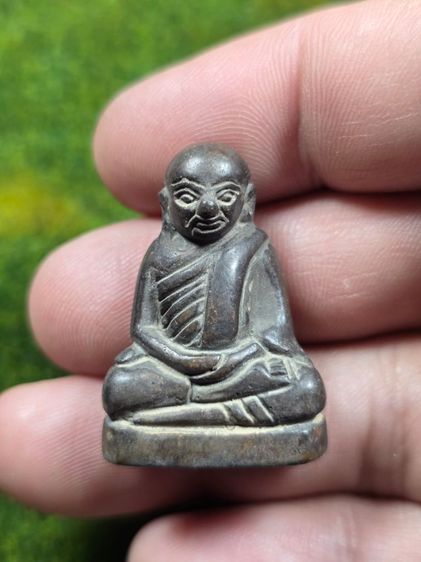 รูปหล่อหลวงพ่อเงินวัดท่ามะไฟเก่าๆ