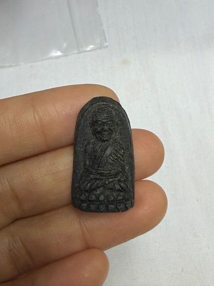 หลวงปู่ทวดสก.พิมพ์พระรอดเนื้อว่าน(คลุกรัก)หลังสก.เนื้อเงินปี2544 รูปที่ 2