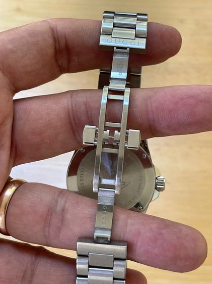 GUCCI Dive 40 mm Silver Dial Men’s Swiss Quartz Watch YA136336 รูปที่ 12