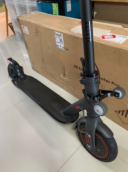 สกูตเตอร์ไฟฟ้า m365 pro รูปที่ 2