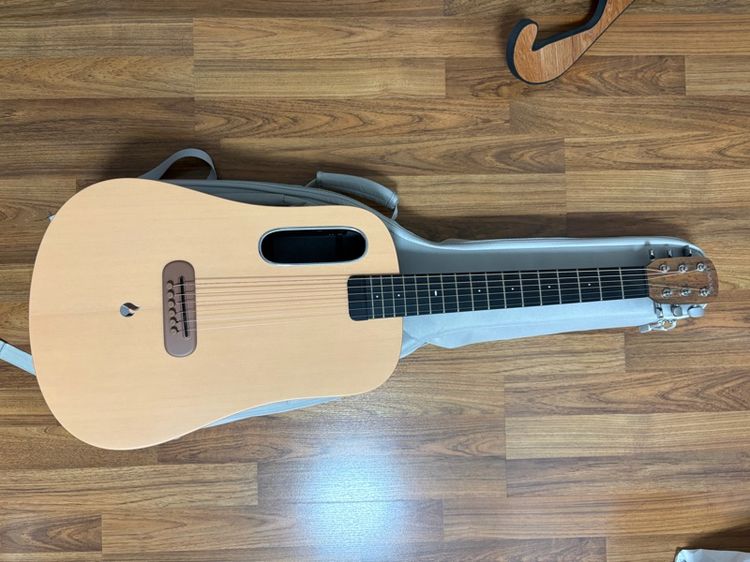 Lava ME Air Spruce สี Woodgrain Brown Acoustic Guitar รูปที่ 7