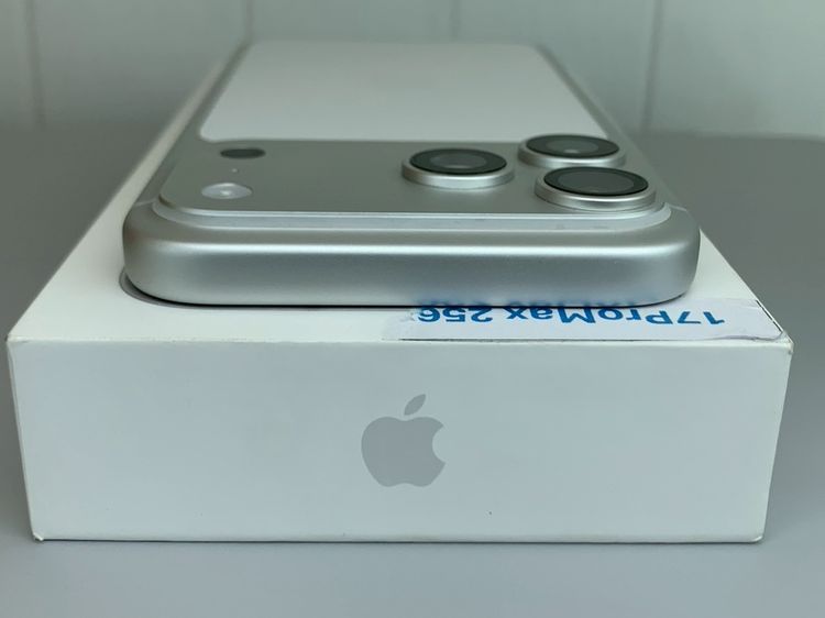 iPhone 17 Pro Max 256GB silver รูปที่ 11