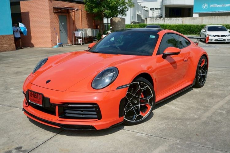 รถ Porsche 911 Carrera 3.0 สี ส้ม