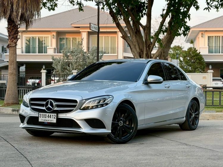 รถ Mercedes-Benz C-Class C220 สี เทา