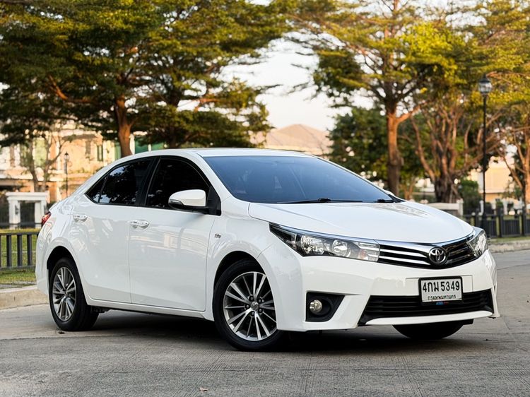 Toyota Corolla 2016 1.6 Sedan เบนซิน ไม่ติดแก๊ส เกียร์อัตโนมัติ ขาว รูปที่ 3
