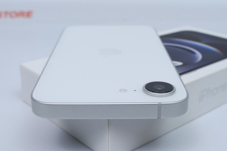 iPhone 16e 128GB  รูปที่ 6