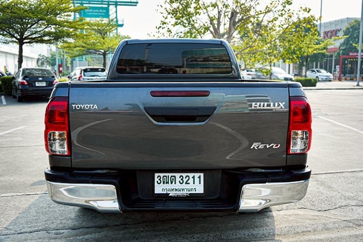 Toyota Hilux Hero 2022 รุ่นย่อยอื่นๆ Pickup ดีเซล ไม่ติดแก๊ส เกียร์ธรรมดา เทา รูปที่ 3