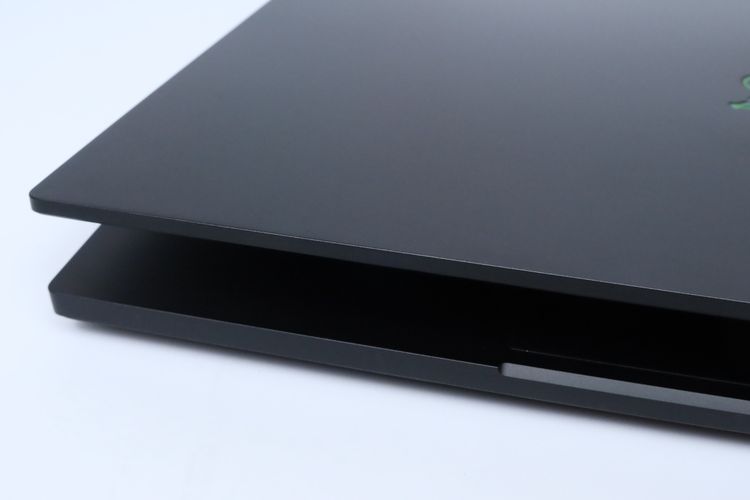 Razer Blade 15 Advanced Model Gaming Laptop Core i7 11800H.RTX 3070 16.512GB รูปที่ 5