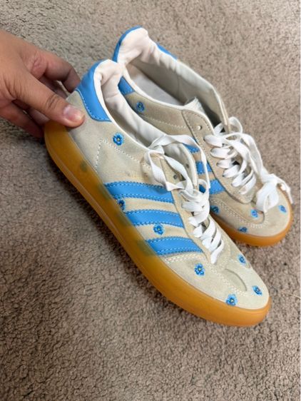 รองเท้า  adidas Gazelle Indoor Light Blue Floral รูปที่ 4