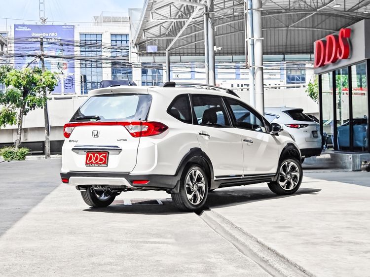 Honda BR-V 2016 1.5 SV Utility-car เบนซิน เกียร์อัตโนมัติ ขาว รูปที่ 2