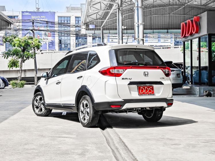 Honda BR-V 2016 1.5 SV Utility-car เบนซิน เกียร์อัตโนมัติ ขาว รูปที่ 3