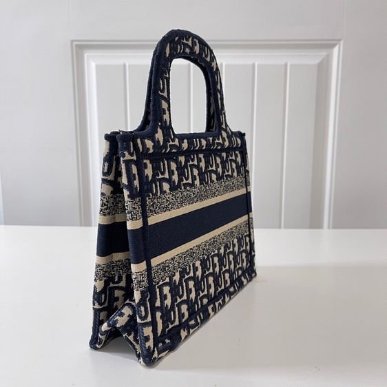 mini book toteกระเป๋าทางถือ รูปที่ 4