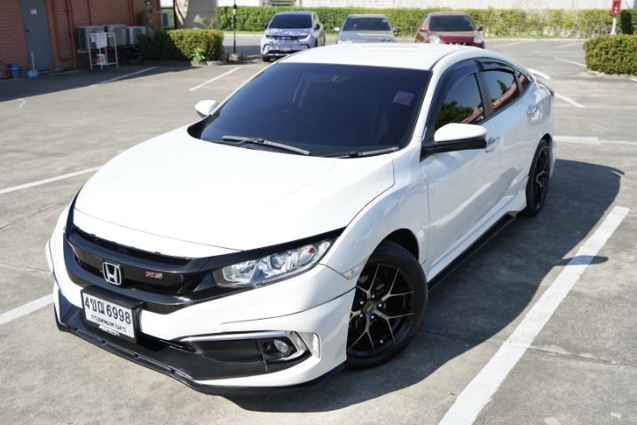 .Honda civic.1.8EL ปี2021. รถบ้านแท้มือเดียว