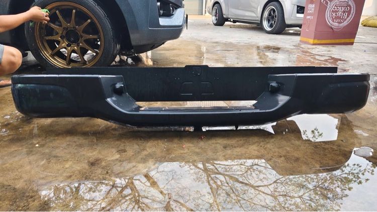 กันชนท้ายเชฟโรเลต โคโรลาโดสีดำ Rear bumper ปี2012-2019