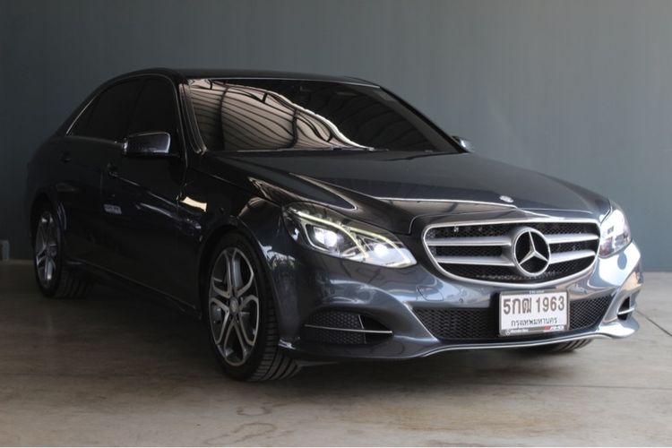 Mercedes-Benz E-Class 2016 E200 Sedan เบนซิน ไม่ติดแก๊ส เกียร์อัตโนมัติ เทา รูปที่ 3