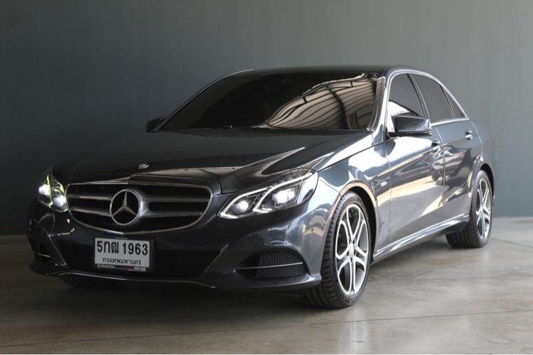 Mercedes-Benz E-Class 2016 E200 Sedan เบนซิน ไม่ติดแก๊ส เกียร์อัตโนมัติ เทา