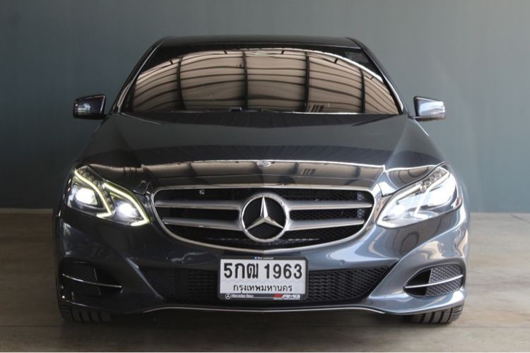 Mercedes-Benz E-Class 2016 E200 Sedan เบนซิน ไม่ติดแก๊ส เกียร์อัตโนมัติ เทา รูปที่ 2
