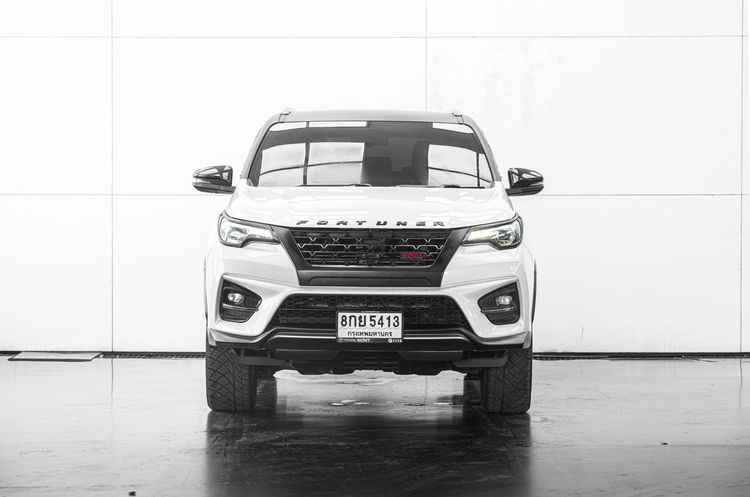 Toyota Fortuner 2019 2.8 TRD Sportivo 4WD Utility-car ดีเซล ไม่ติดแก๊ส เกียร์อัตโนมัติ ขาว รูปที่ 3