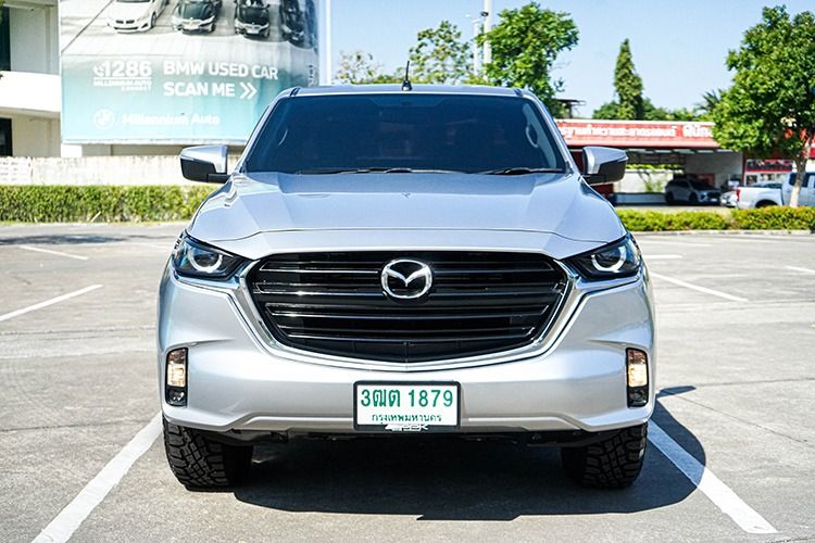 Mazda BT-50 Pro 2022 2.2 Hi-Racer Pickup ดีเซล ไม่ติดแก๊ส เกียร์ธรรมดา บรอนซ์เงิน รูปที่ 2