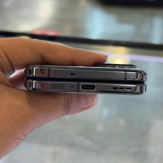 Oppo Find N3 Flip สีดำ เครื่องศูนย์ สภาพสวย จอ6.8นิ้ว แรม12รอม256 Dimensity9200 กล้อง50ล้าน(3ตัว)🔥🔥 รูปที่ 10