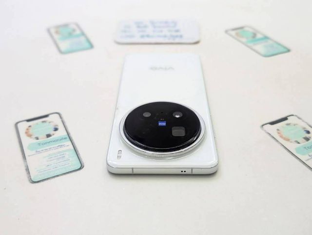 ขาย เทิร์น Vivo X200 Pro Ram 12 Rom 256 เครื่องนอก อุปกรณ์ครบยกกล่อง ขายตามสภาพ เพียง 12,990 บาท ครับ  รูปที่ 7
