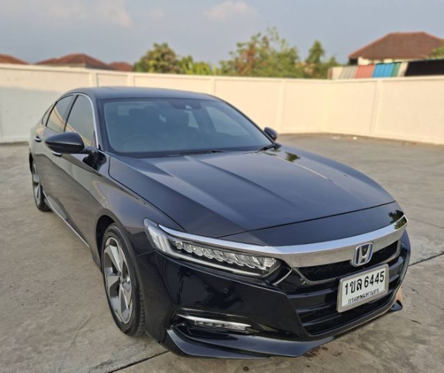 รถ Honda Accord 2.0 e:HEV Tech สี ดำ