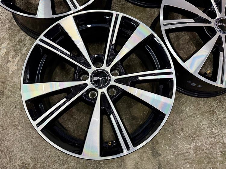 ล้อแม็ก BYD ATTO 3 ขอบ 17” ถอดป้ายแดง 5 รู 114 ใส่ VIGO CAMRY INNOVA REVO ได้เลย รูปที่ 5