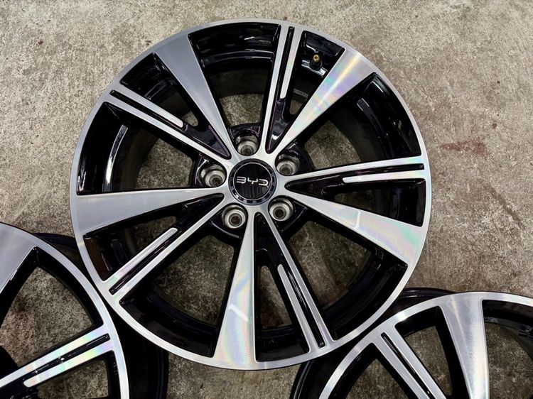 ล้อแม็ก BYD ATTO 3 ขอบ 17” ถอดป้ายแดง 5 รู 114 ใส่ VIGO CAMRY INNOVA REVO ได้เลย รูปที่ 8