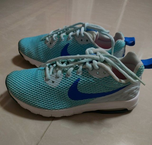 รองเท้า Nike Air รูปที่ 2