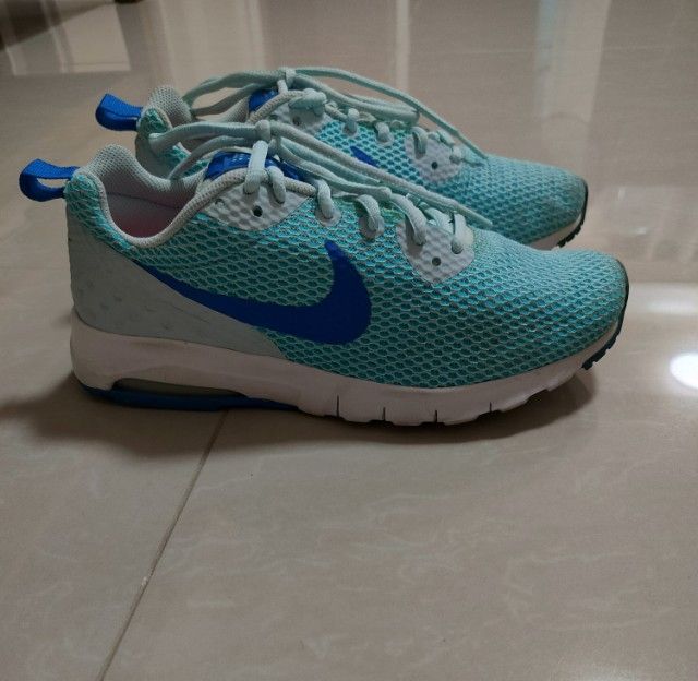 รองเท้า Nike Air รูปที่ 7