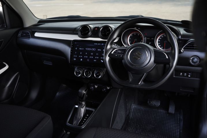 Suzuki Swift 2024 1.2 GL Sedan เบนซิน ไม่ติดแก๊ส เกียร์อัตโนมัติ ดำ รูปที่ 2