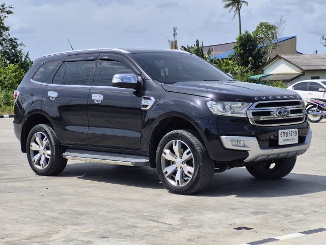 Ford Everest 2017 3.2 Titanium Plus 4WD Utility-car ดีเซล ไม่ติดแก๊ส เกียร์อัตโนมัติ ดำ รูปที่ 4