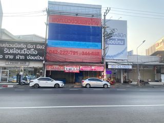 อาคารพาณิชย์ 3 ชั้น 2 คูหา ทำเลทอง ตัวเมืองอุดร ใกล้หอนาฬิกา