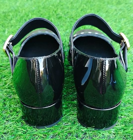 รองเท้าผู้หญิง Prada Mary Jane หนังแก้ว  made in italy สภาพดี ใหม่ สวย size 36 รูปที่ 5