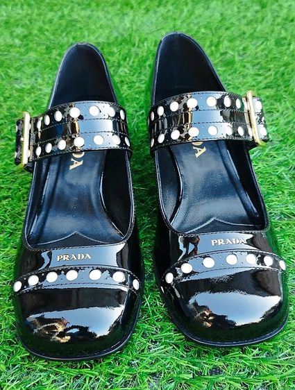 รองเท้าผู้หญิง Prada Mary Jane หนังแก้ว  made in italy สภาพดี ใหม่ สวย size 36 รูปที่ 4