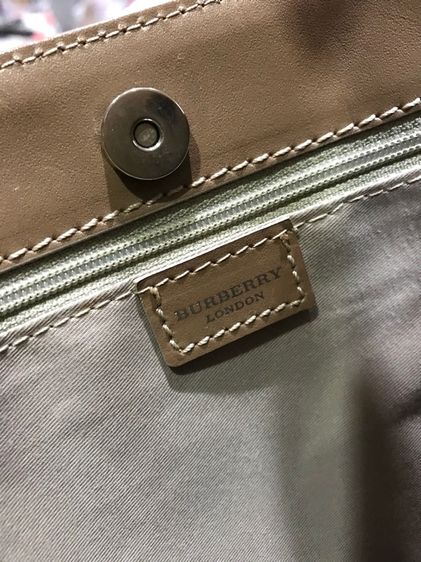 Burberry ของแท้ สีสวยหวาน สภาพดีมาก รูปที่ 12