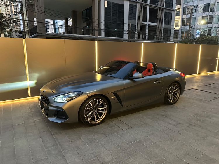 รถ BMW Z4 3.0 M40i สี เทา