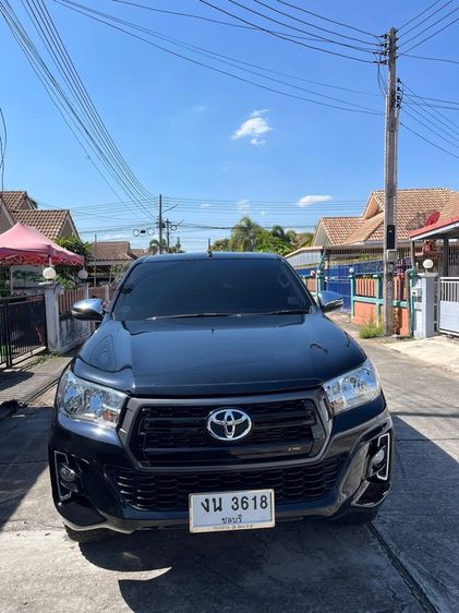 รถ Toyota Hilux Revo 2.4 J Plus Prerunner สี ดำ