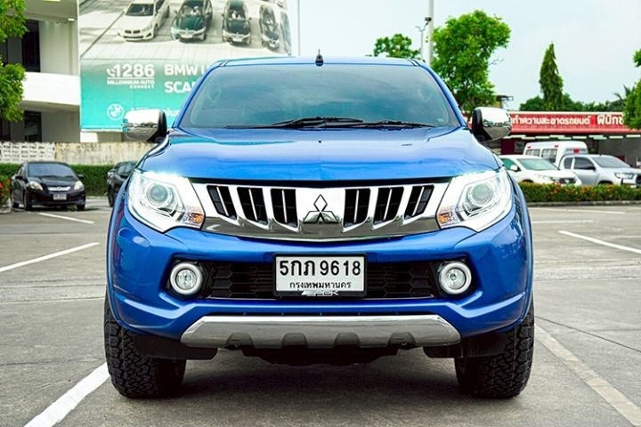 Mitsubishi Triton 2016 2.4 GLS Limited Plus Pickup ดีเซล เกียร์ธรรมดา น้ำเงิน รูปที่ 4