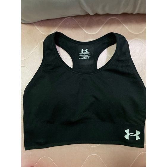 ผู้หญิง ชุดออกกำลังกาย สปอร์ตบราสีดำ Under Armour ไซส์ M   USED