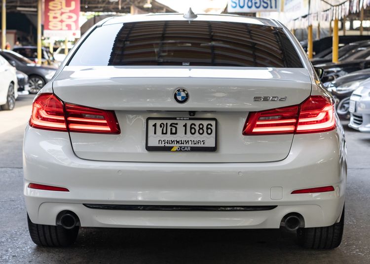 BMW Series 5 2018 520d Sedan ดีเซล ไม่ติดแก๊ส เกียร์อัตโนมัติ ขาว รูปที่ 4