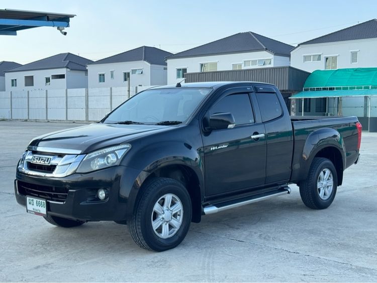 รถ Isuzu D-MAX 2.5 Hi-Lander Z สี ดำ